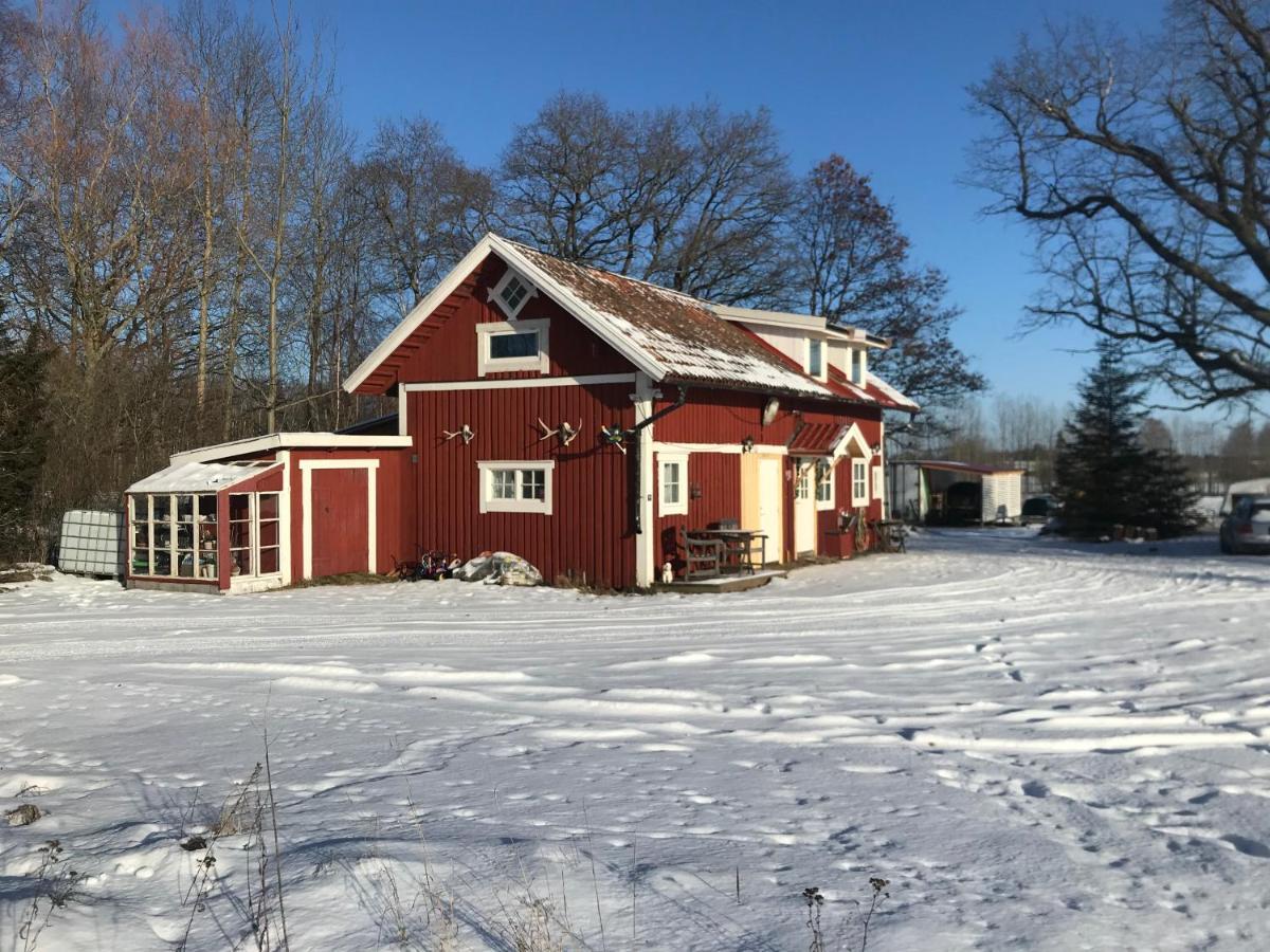Ranch Moerby Bed & Breakfast Stora Mellosa Exterior photo