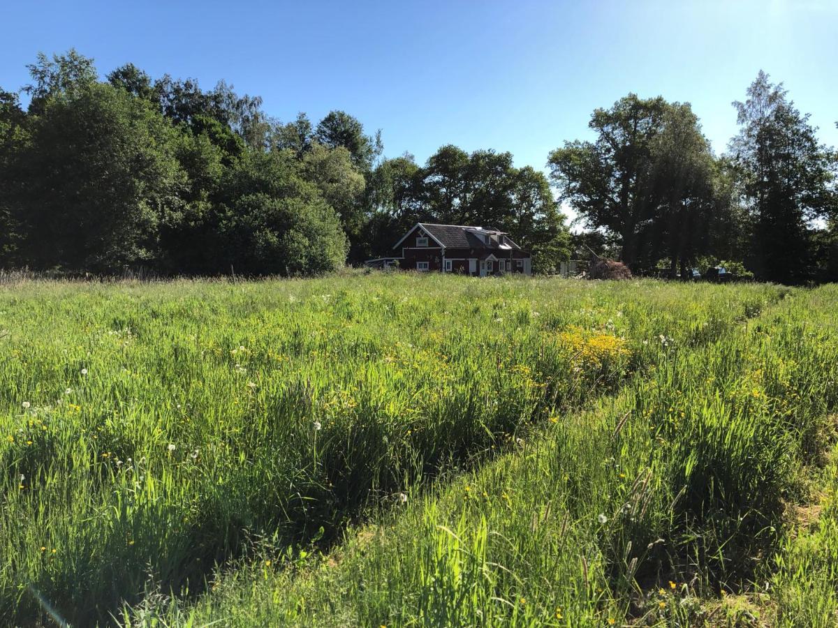 Ranch Moerby Bed & Breakfast Stora Mellosa Exterior photo